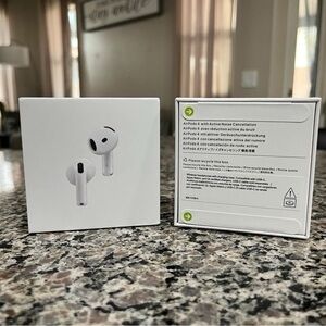 Apple AirPods Gen 4